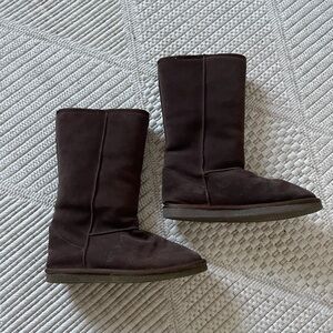 Alpine Design Chocolate Brown Suede Tall Boots, size 10